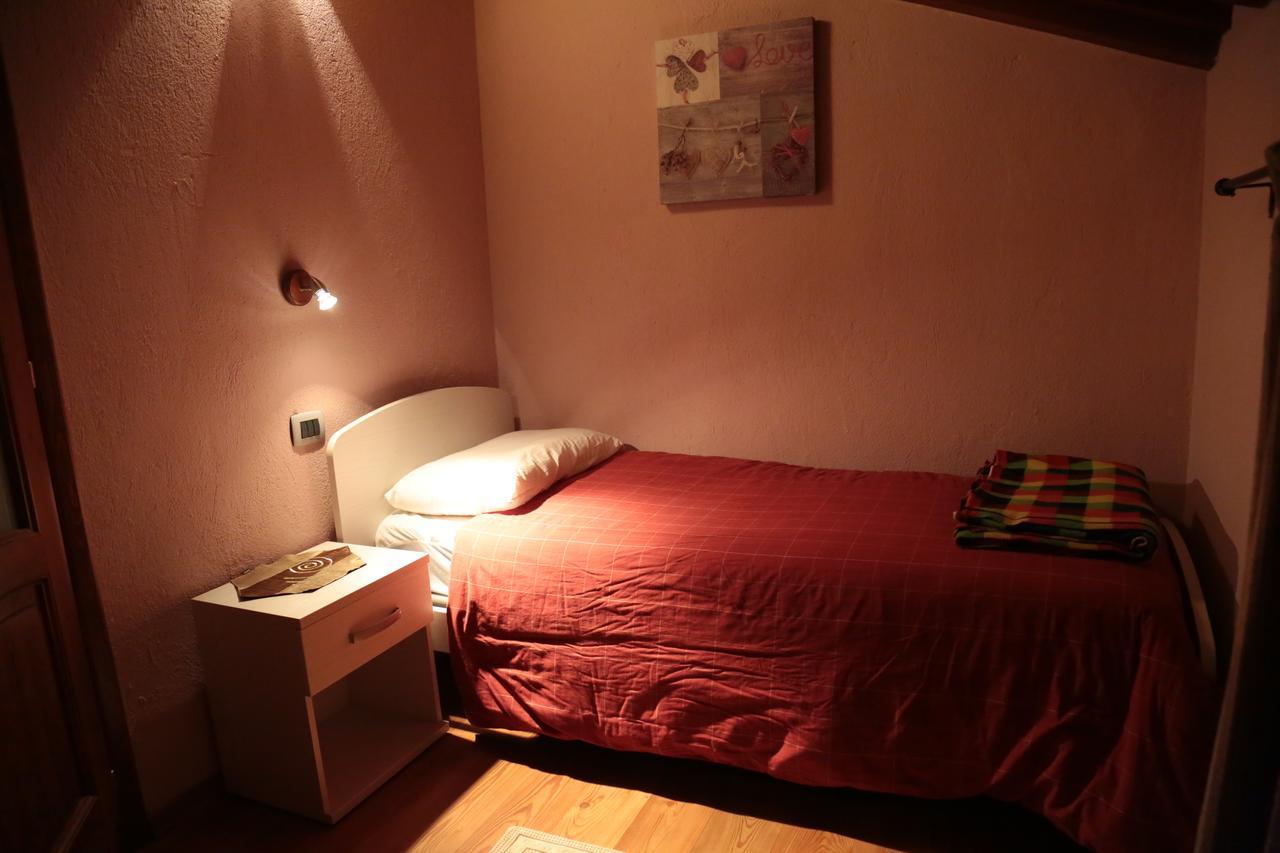 B&B Vecchio Torchio Di بارد المظهر الخارجي الصورة